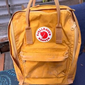 Fjallraven Kanken 15" Laptop Backpack - unisex